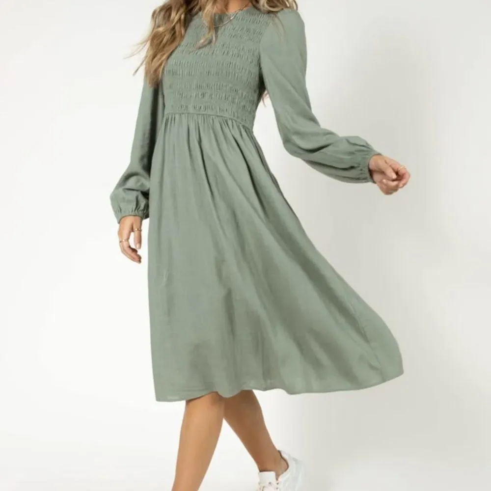 Green Smocked Ruffled Midi Sundress Size L - Image 2