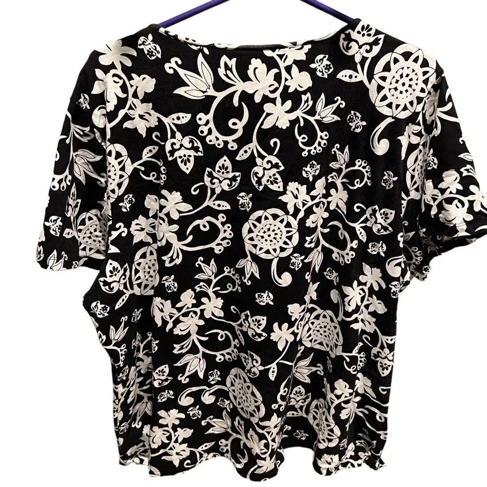JM Collection black and white boho print v-neck top women’s size 3X - Image 5