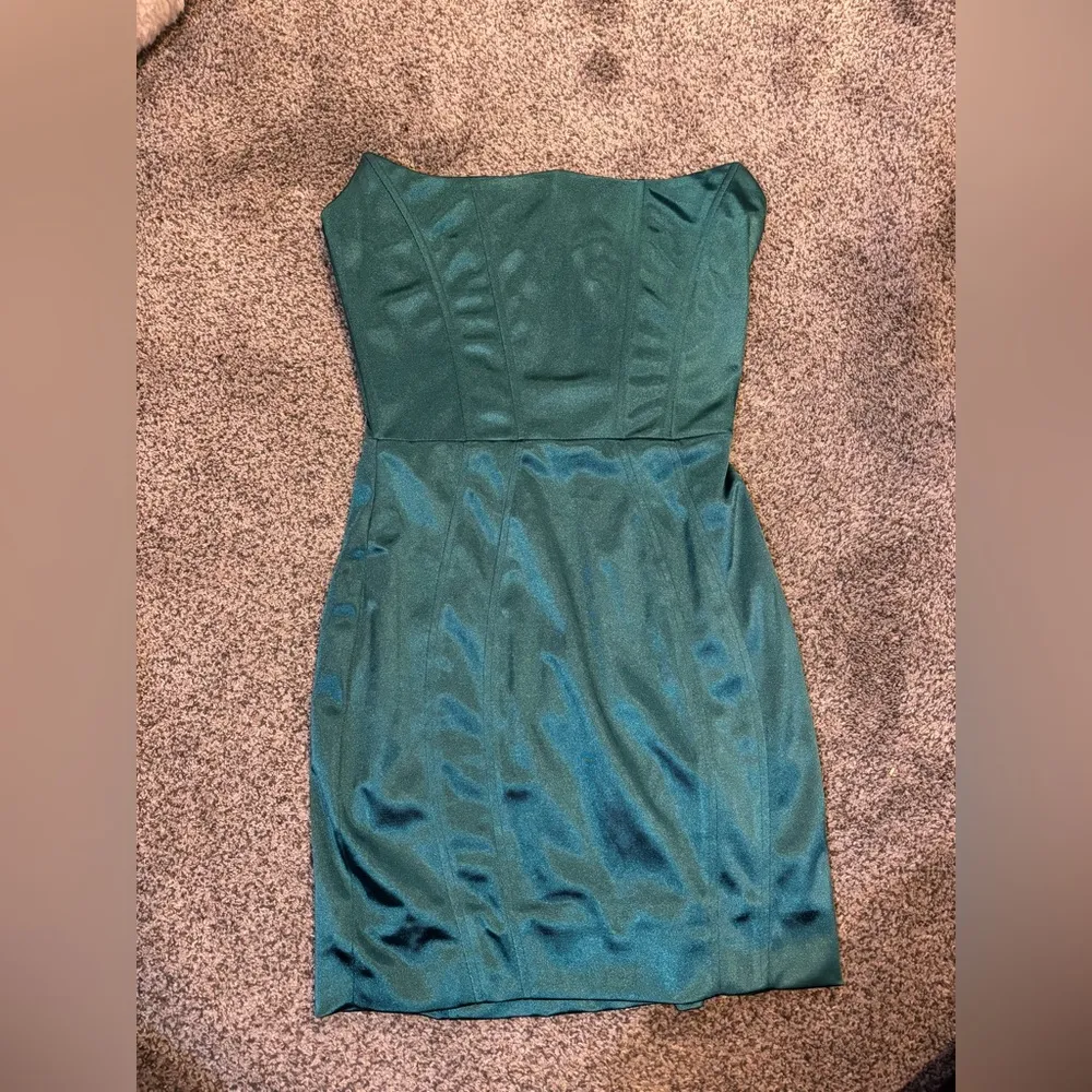 Superdown Zoe Straplesss Corset Dress - Image 2