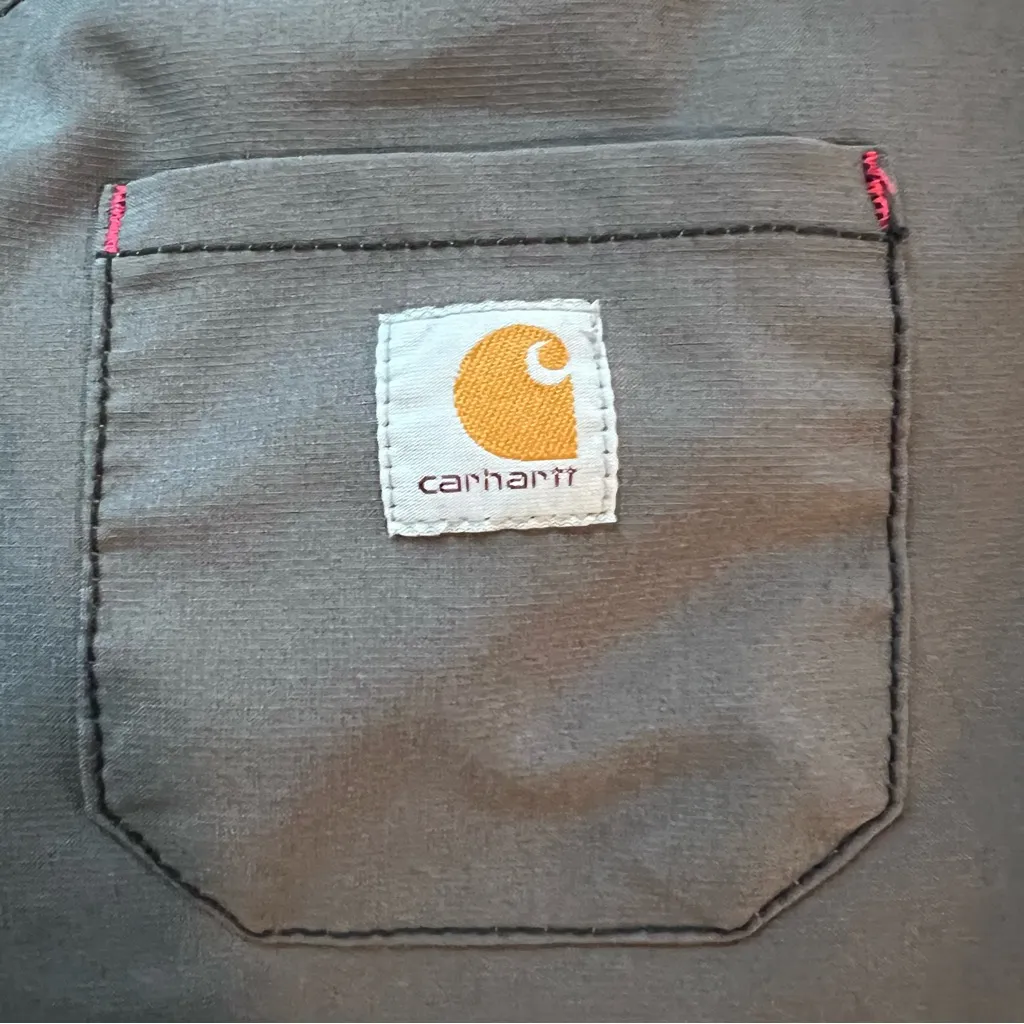 Women's Carhartt Force V-Neck Scrub Top - Image 4