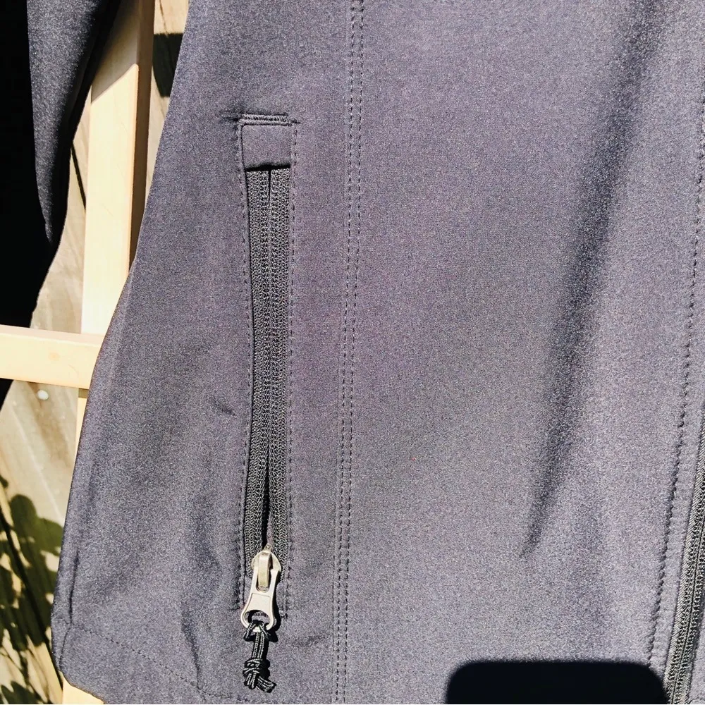 Softshell Black Jacket Small - Image 2