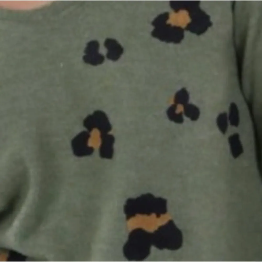 Anthropologie Maronie olive green printed long sleeve sweater. Size Medium. NWT. - Image 2