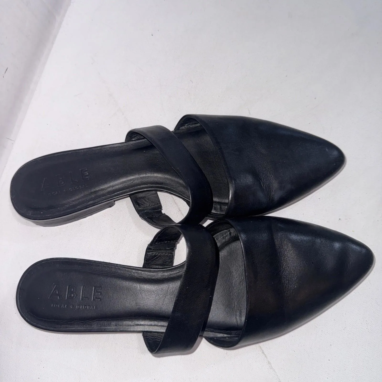 Able Black Leather Old Money Minimalist Pointed Toe Slides Mules Size 9.5 - Image 2