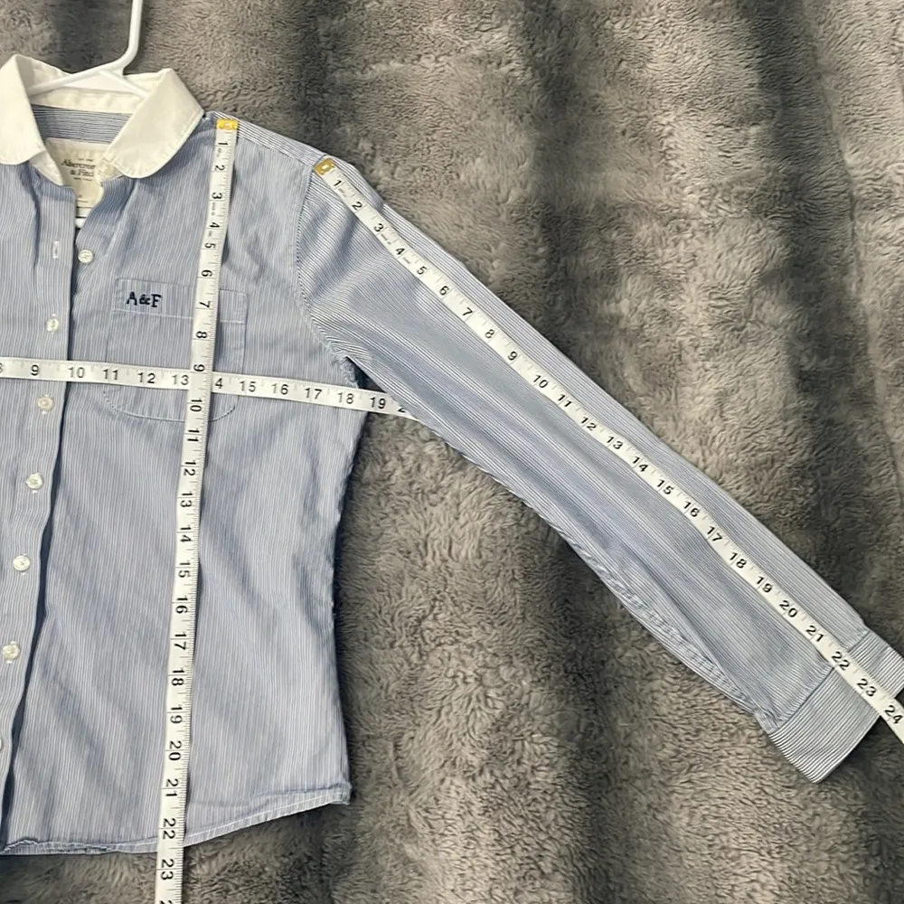 Women’s Button Up Shirt Blue & White Striped 100%Coton Sz M - Image 7