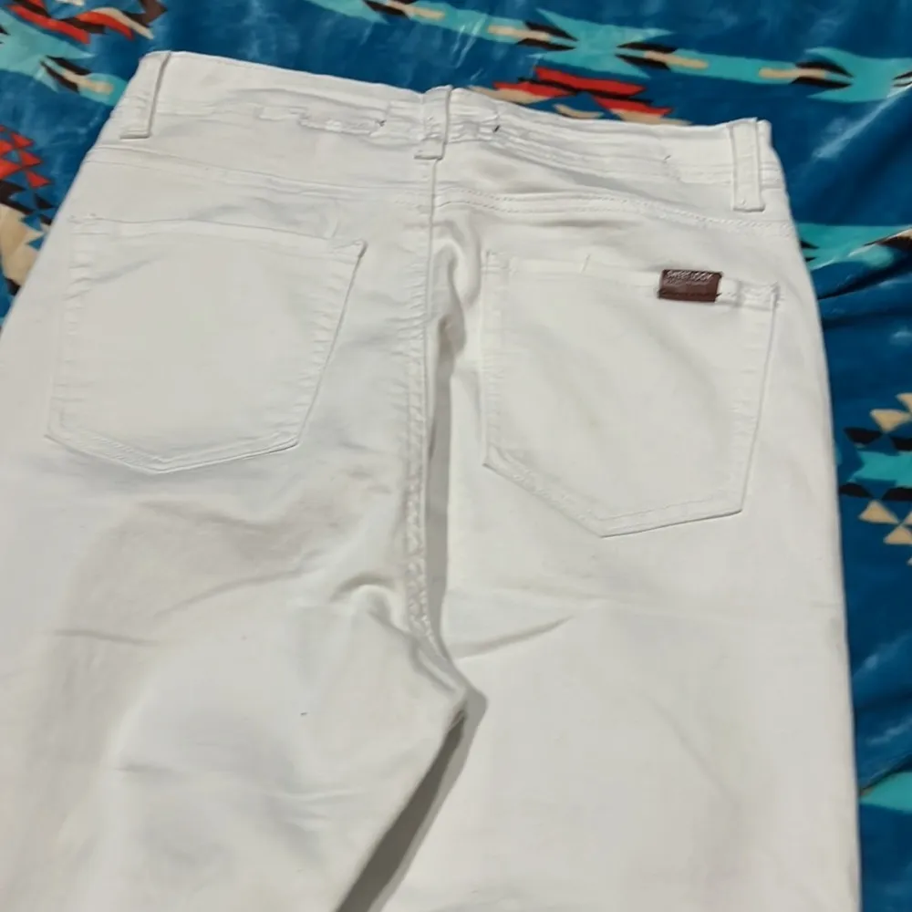 To many jeans in my closet Size undefined - Image 9