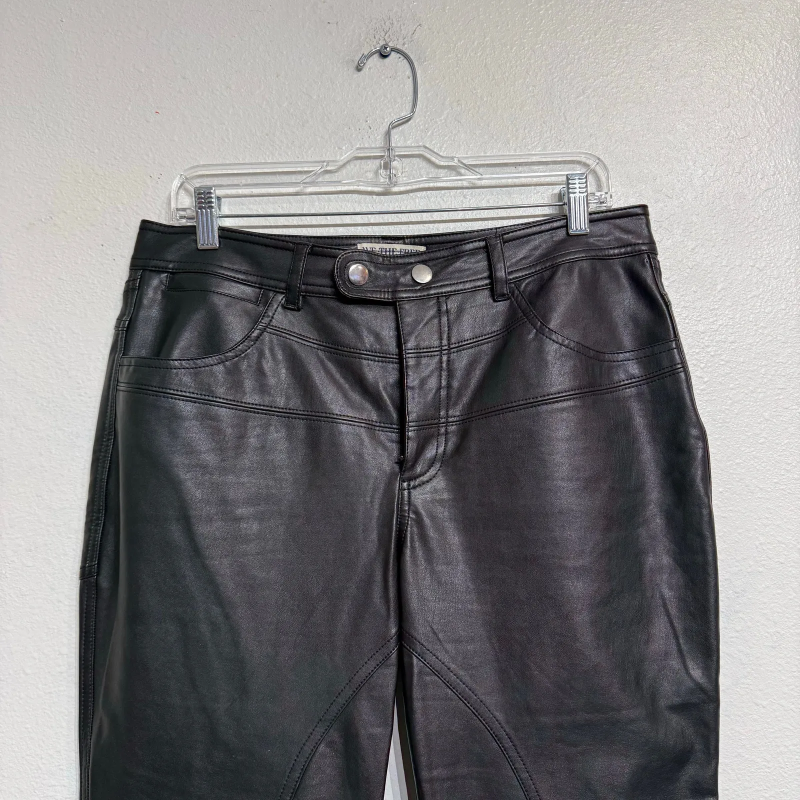 Free People We the Free Black Rebel Vegan Leather Cropped Pants Sz 10 - Image 3