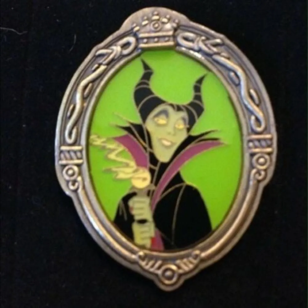 Disney Framed Maleficent Walt Disney World Collectible Pin From 2000 - Image 2