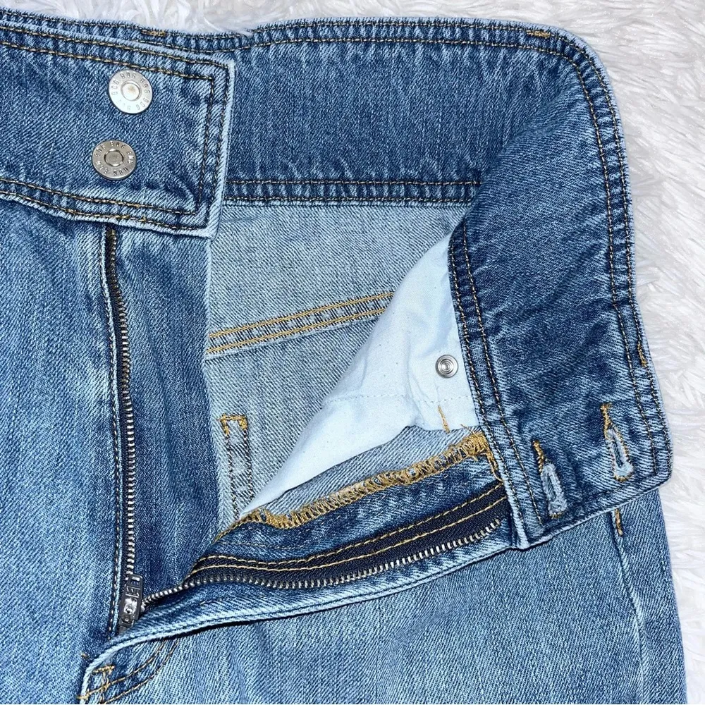 URBAN OUTFITTERS // BDG High Waist Double Button Blue Denim Mom Jeans 27 - Image 8