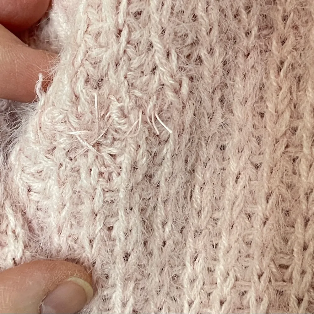 ALMOST FAMOUS Vintage Pink Twist Front V-Neck Sweater Pearl Accents - Image 12