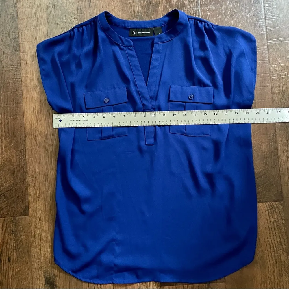 INC blue sleeveless top, size P/L - Image 4