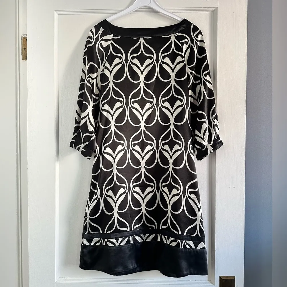 UEC H&M Women’s Size 4 Dress - Image 2