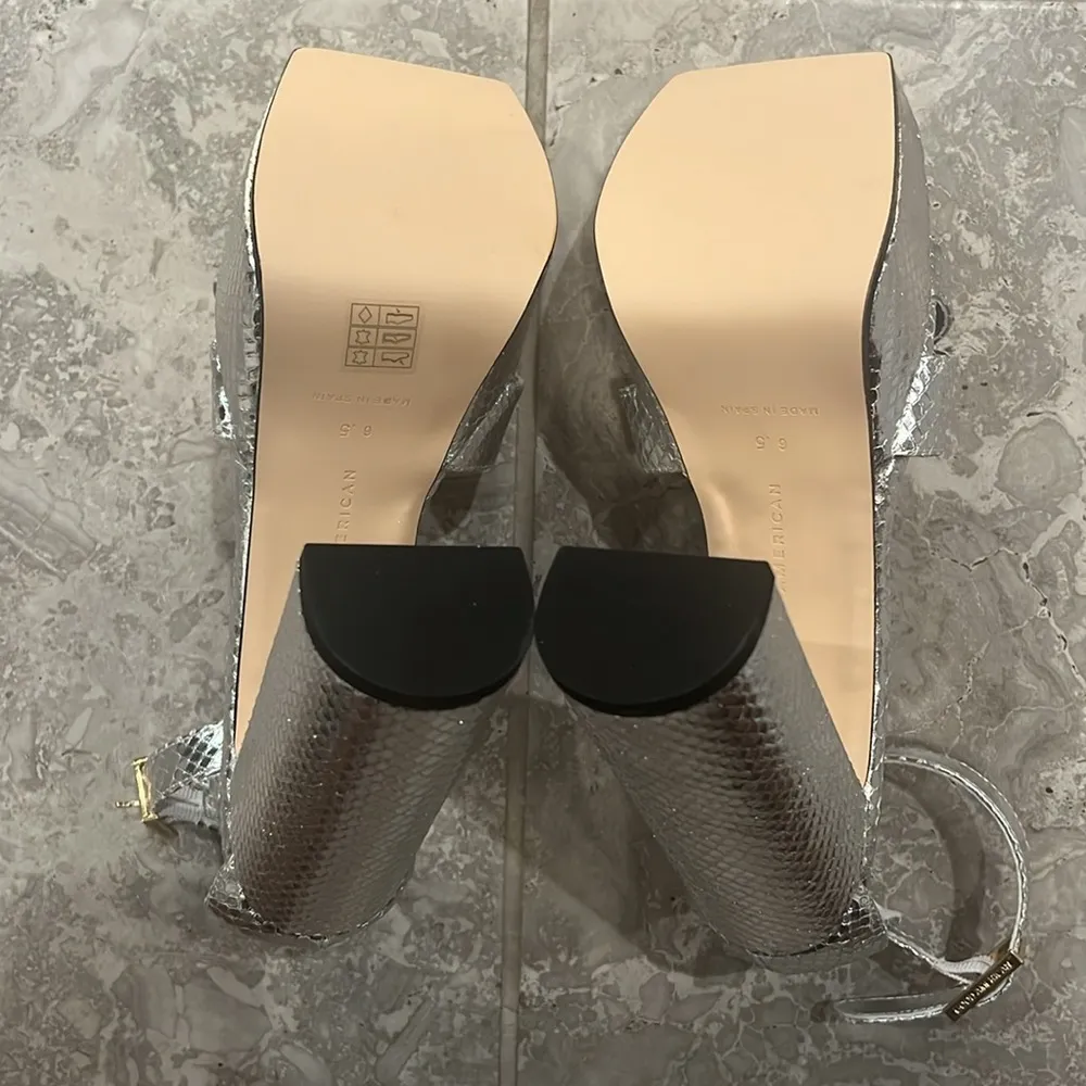 Good American Snake Embossed Platform High Block Heel Sandals in Silver 6.5 NEW - Image 10