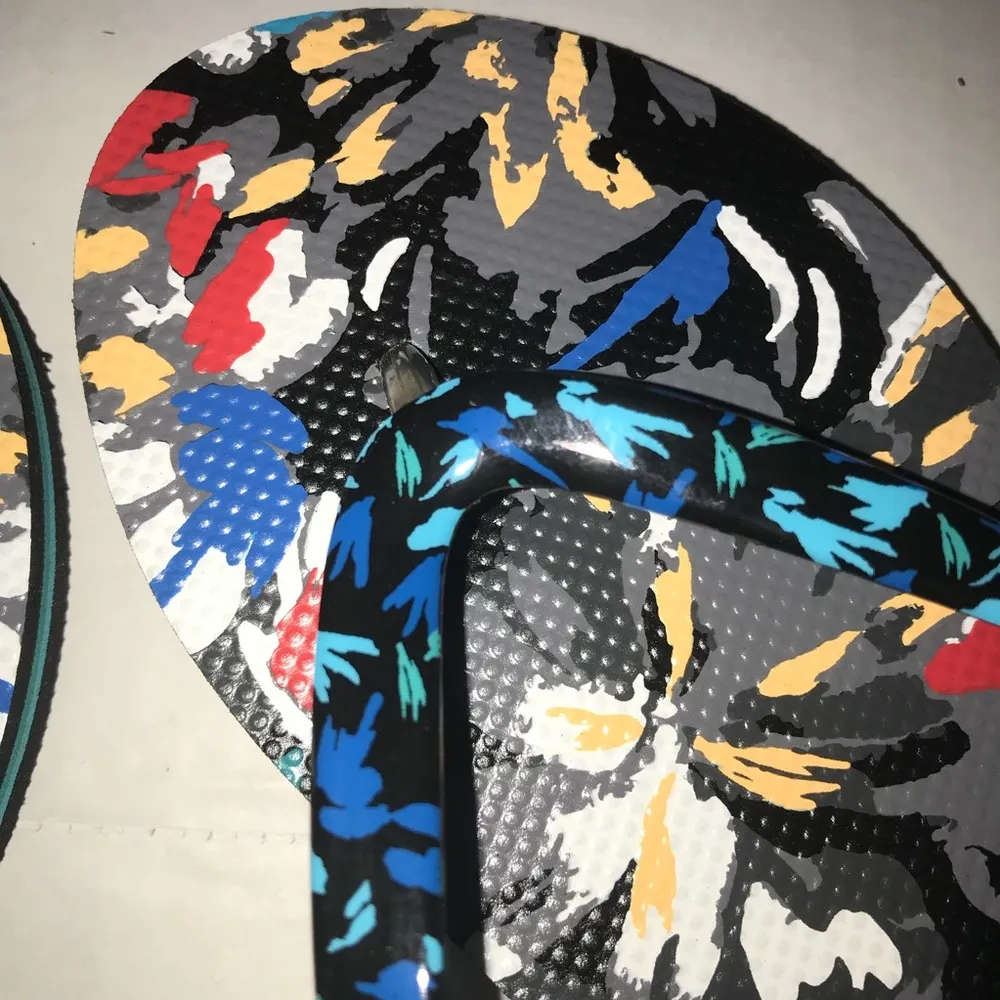 Vera Bradley Flip-Flops Splash Floral New Sz 5/6 - Image 4
