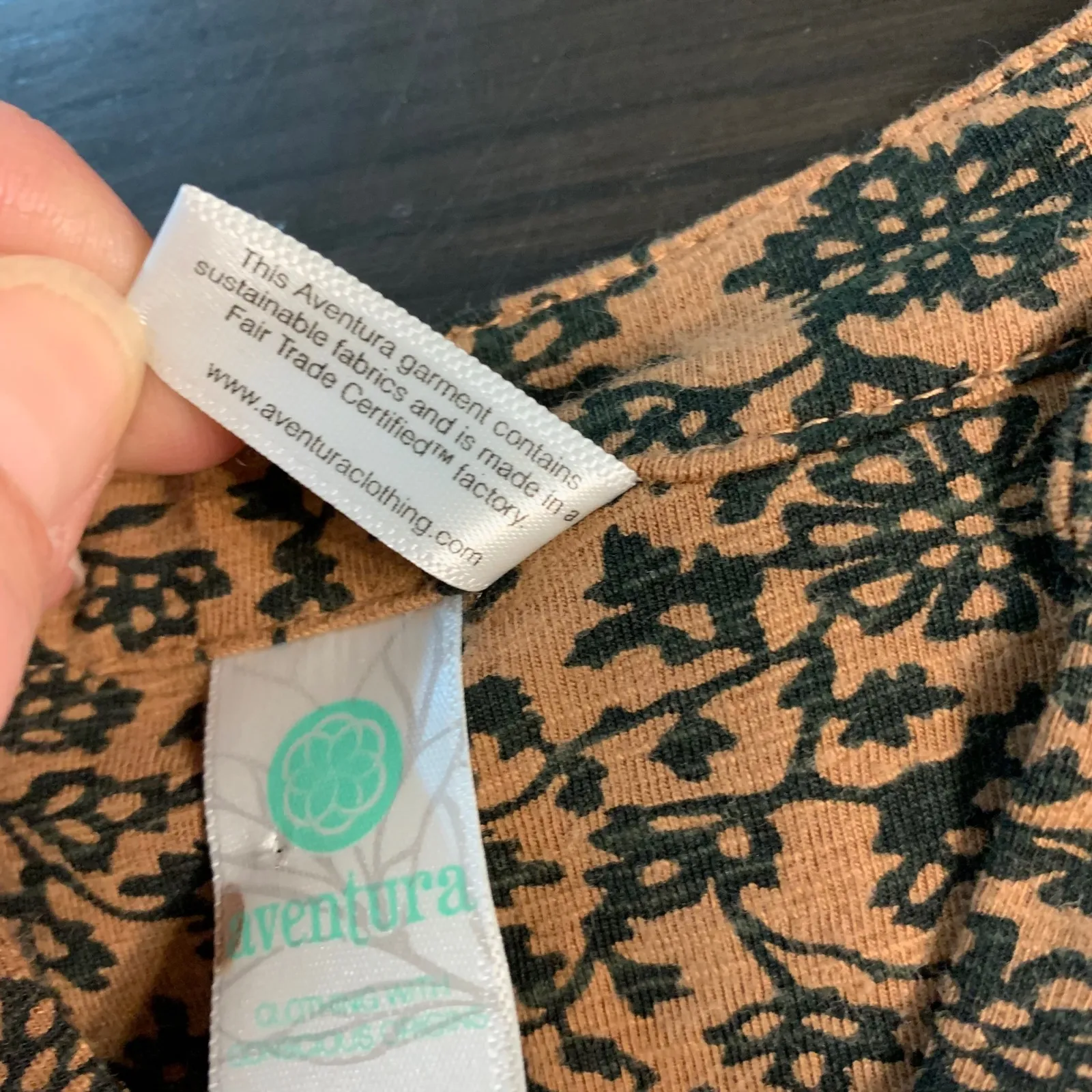 Aventura Women's Brown Floral Print Long Sleeve V - Image 4