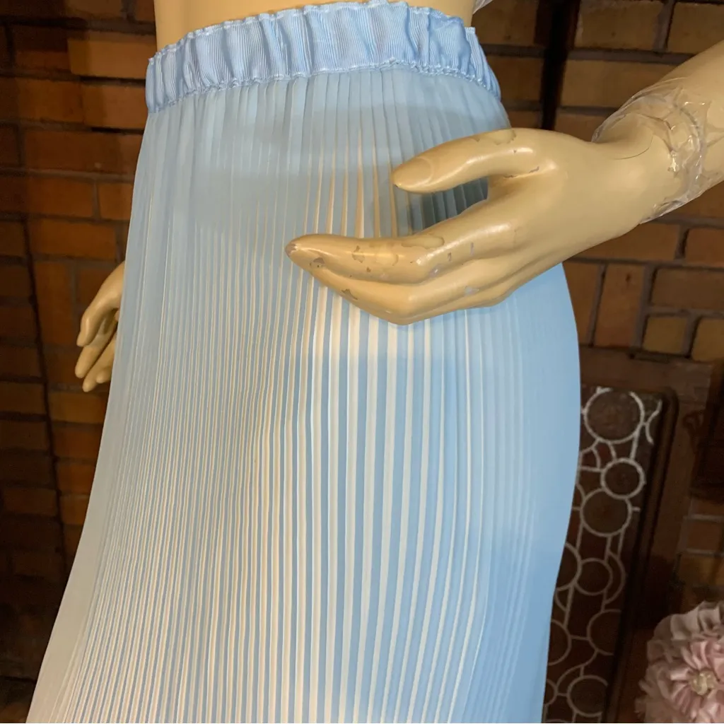 VINTAGE VICKI WAYNE BABY BLUE & WHITE ACCORDION PLEAT ELASTIC WAIST SKIRT (XL) - Image 8