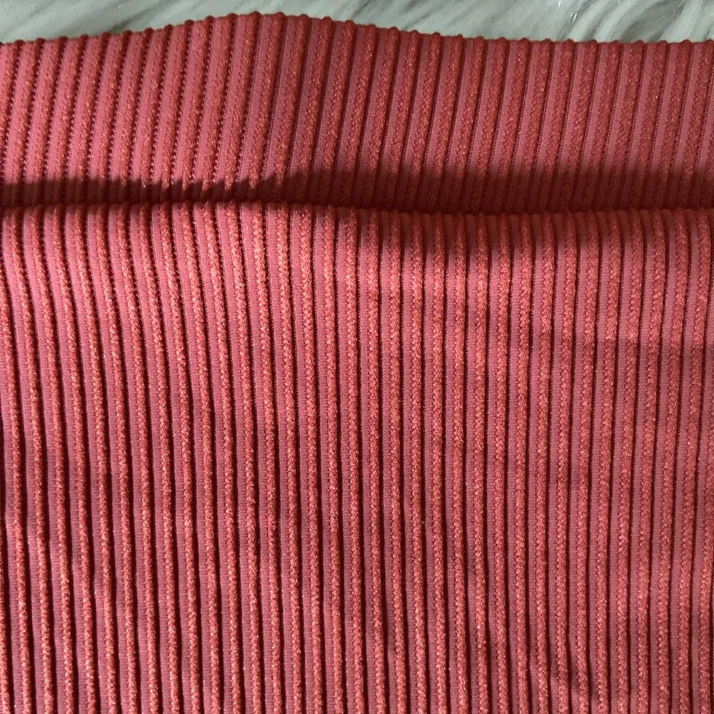 Blushing Brunette Boutique swimsuit top is size L and bottoms size M brand new - Image 8