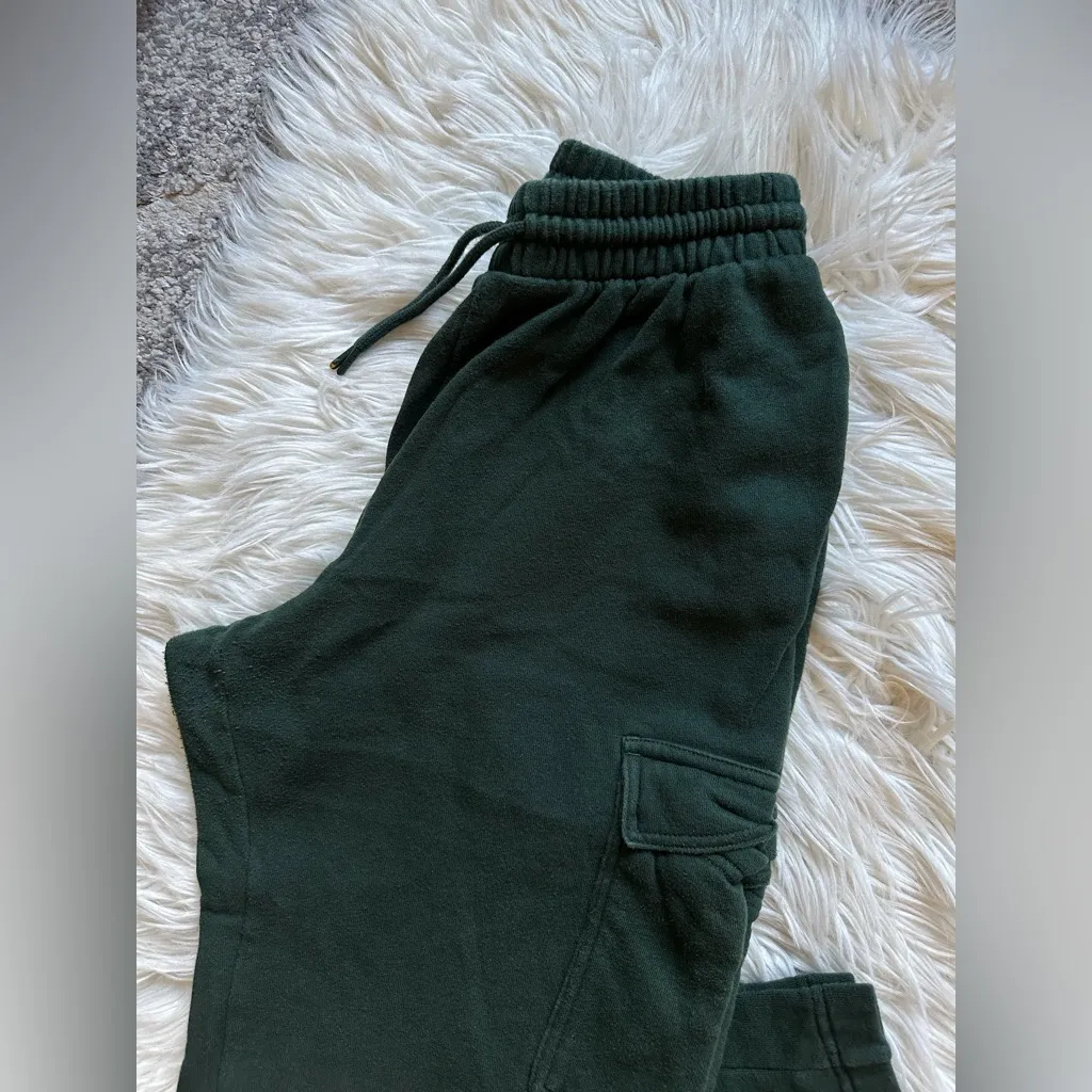 Old Navy SoComfy cargo sweatpants - Image 3
