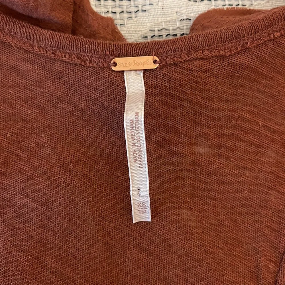 Free People XS razorback top - Image 2