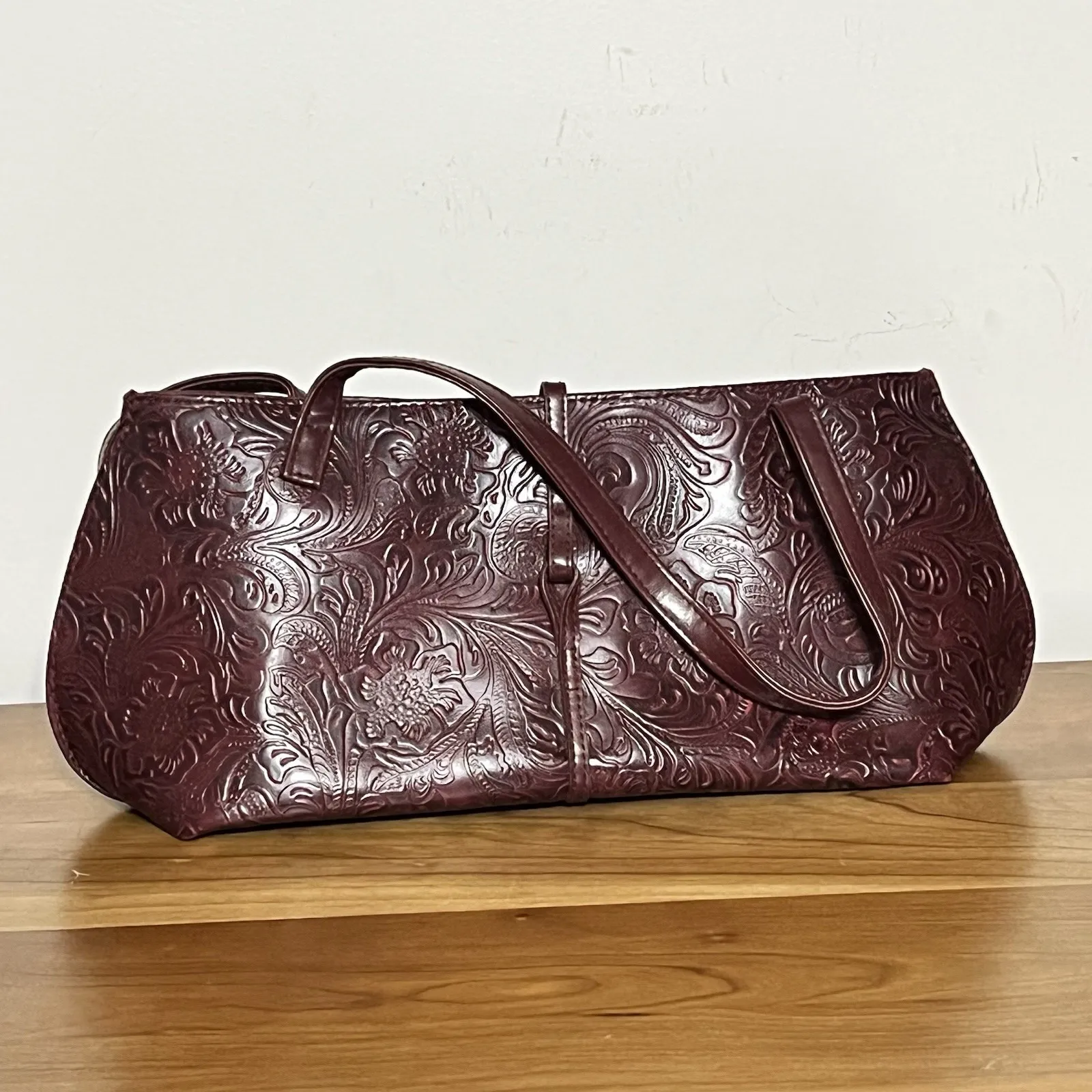 Vintage Victoria Secret's Handbag Small Satchel Burgundy Embossed Faux Leather - Image 3