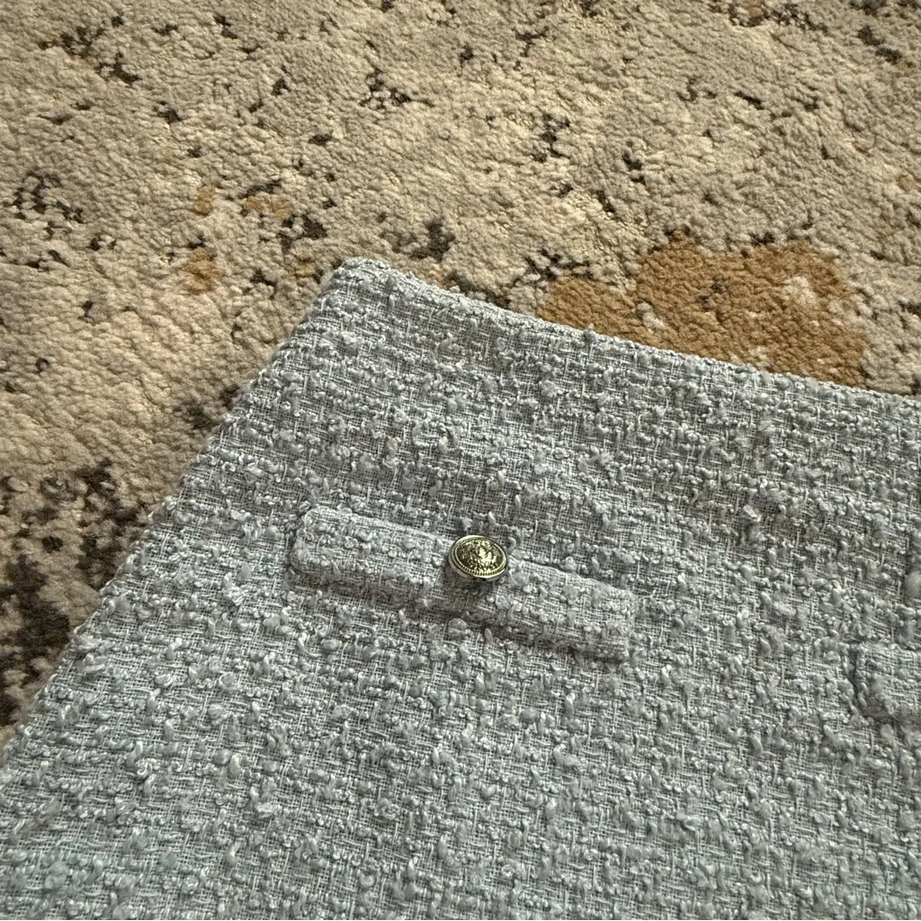 H&M Light Blue Tweed Skirt - Image 3