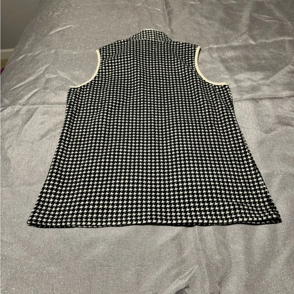 Basic Editions Black and White Houndstooth Vest Size M - Image 2