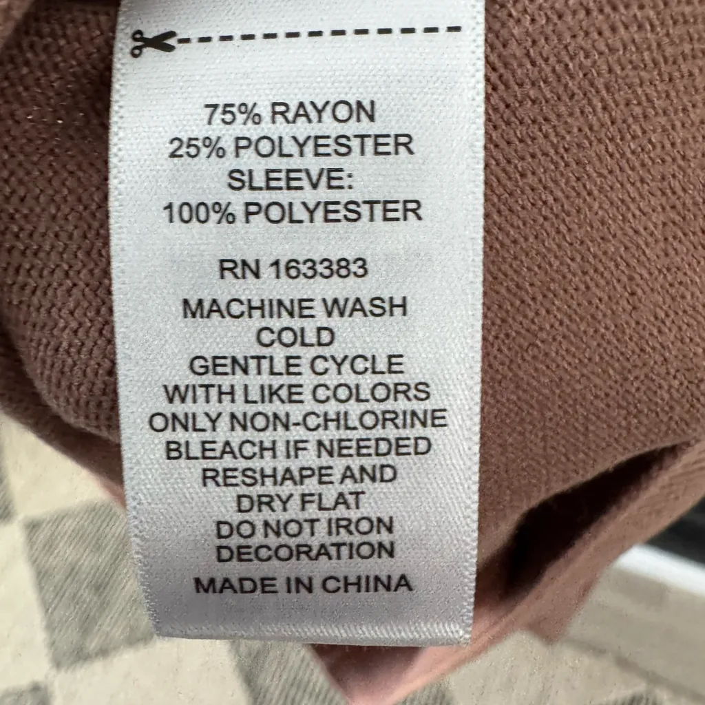 Rio & Rian V Neck Sweater Medium NWT Brown - Image 5