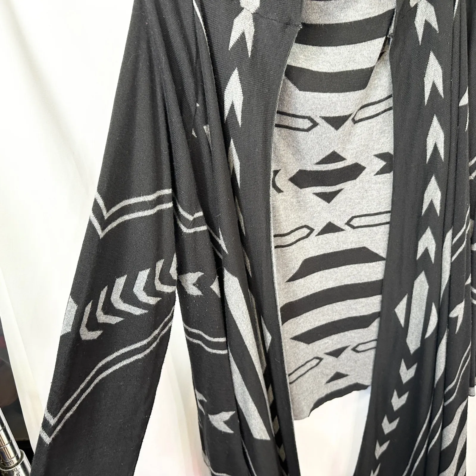 Midnight Velvet Plus Size 3X Cardigan Waterfall Black Gray Geometric Sweater E - Image 10