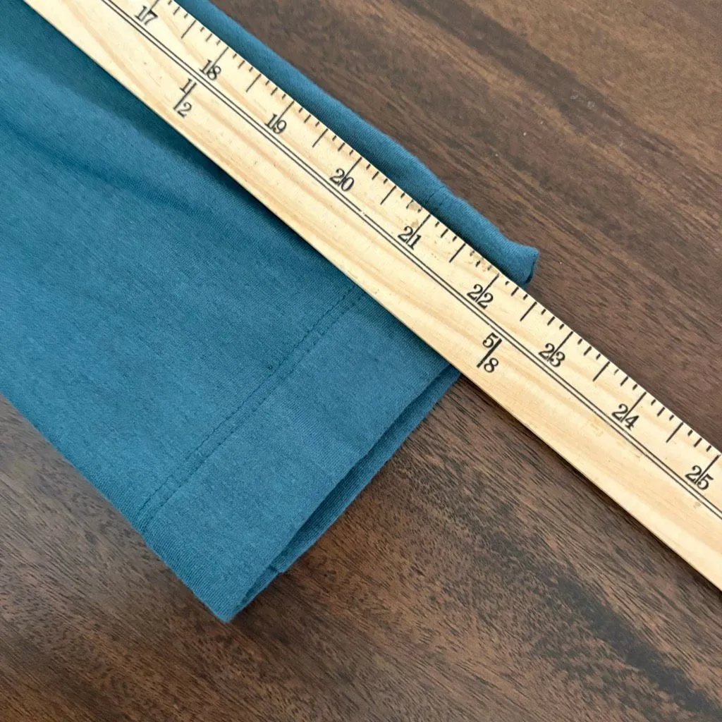 Capote Jade Oversized Sweater Size Small Bamboo NEW Green - Image 9