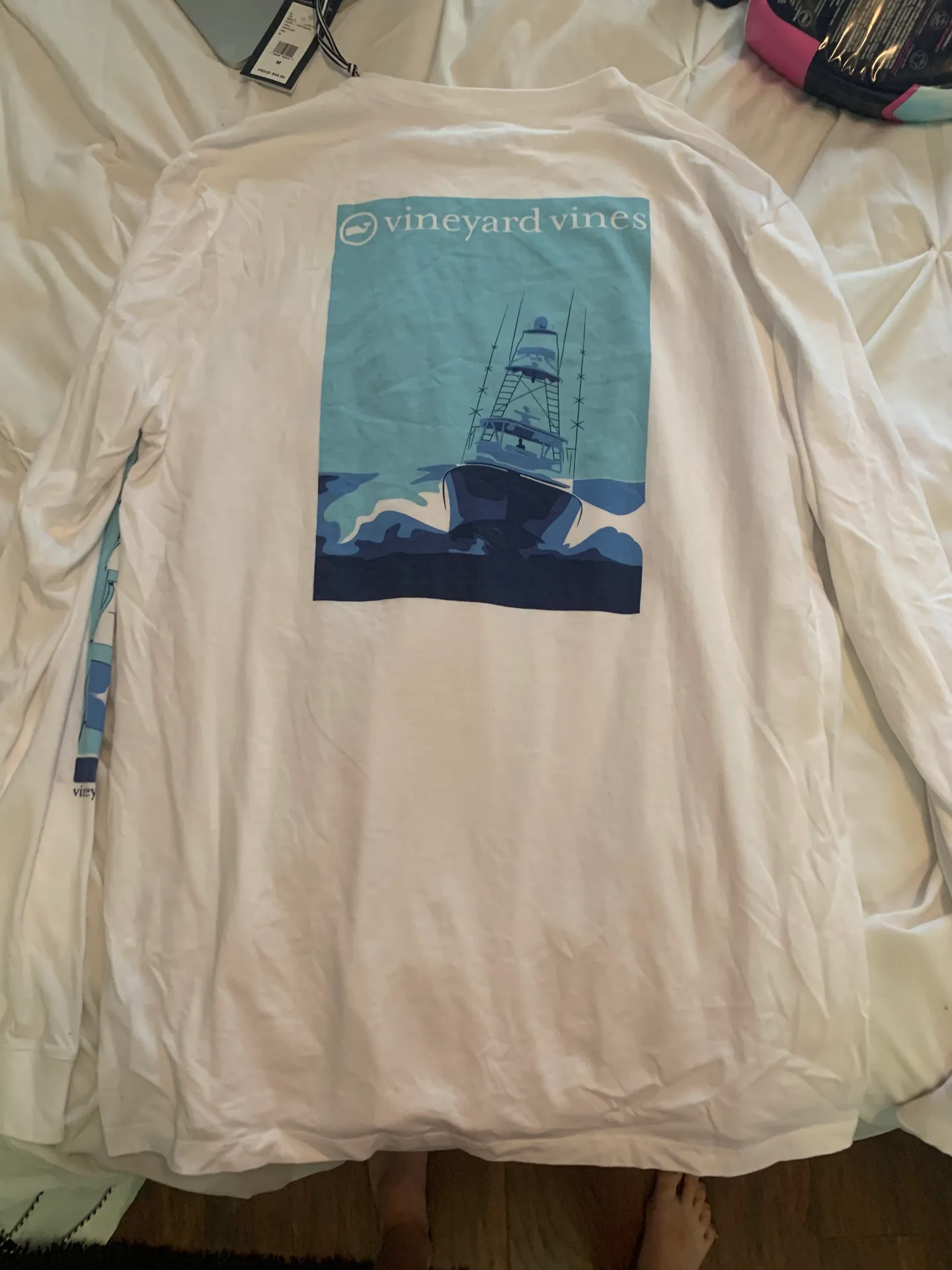 Vineyard Vines long sleeve - Image 3