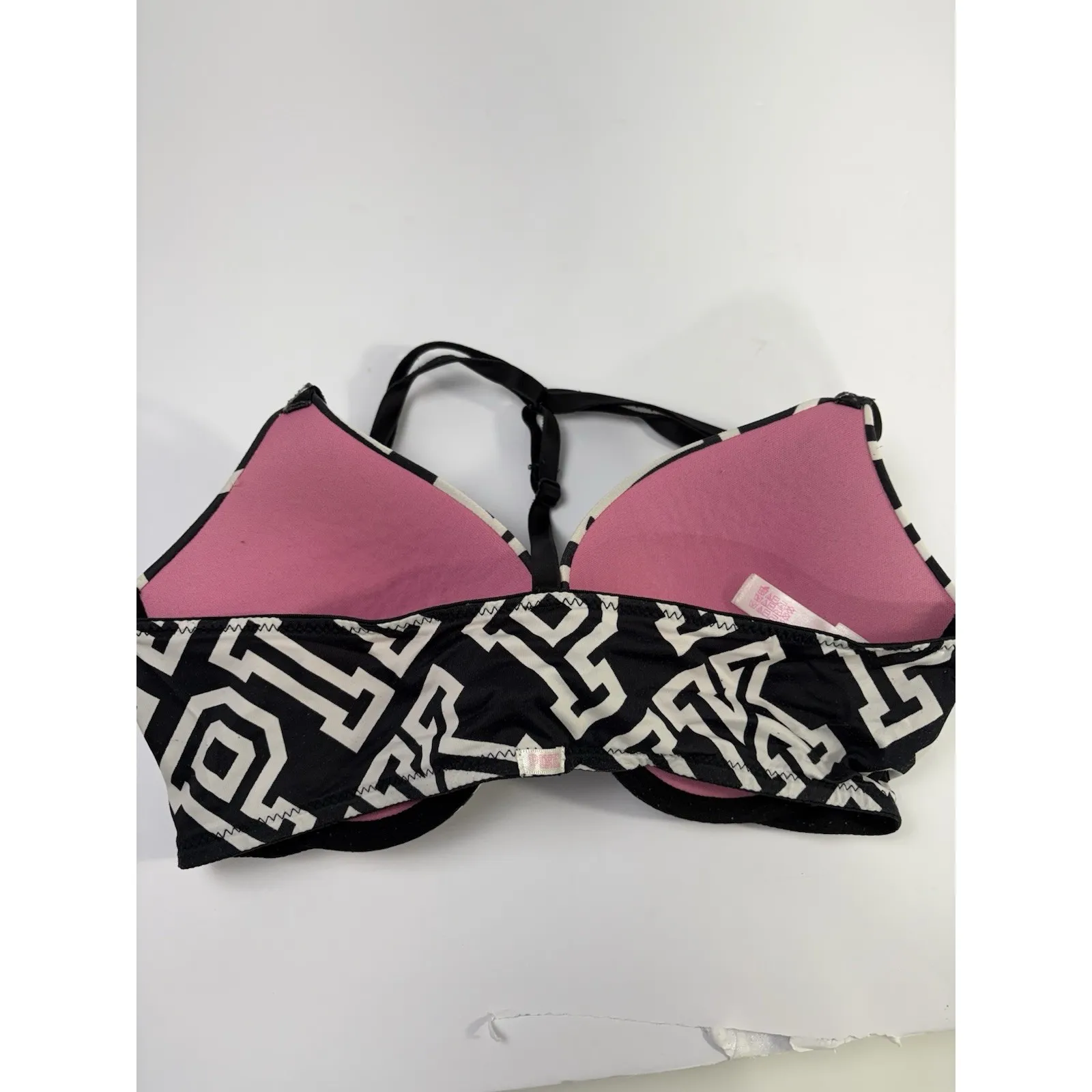 VS PINK 34D Push‎ Up Bra Black/white Geo Print Pink Lining - Image 2