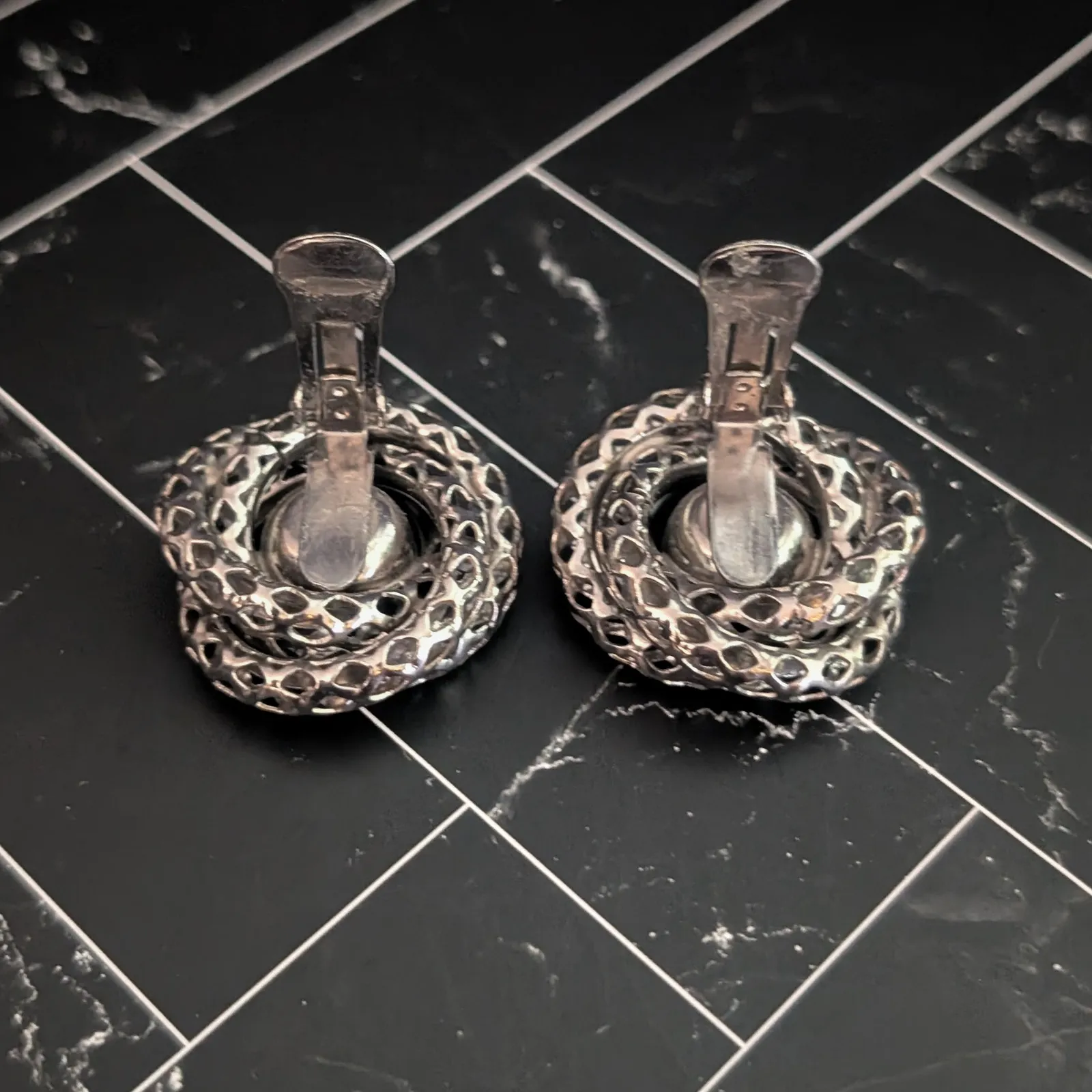 Vintage Clip On Earrings Extra Large Chunky Blue Gem, Dark Silver Tone Statement - Image 4