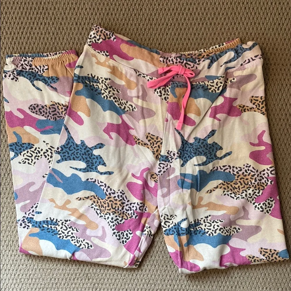 Sundry abstract camo jogger size 2 / medium. Colorful. Elastic waistband / cuffs - Image 5