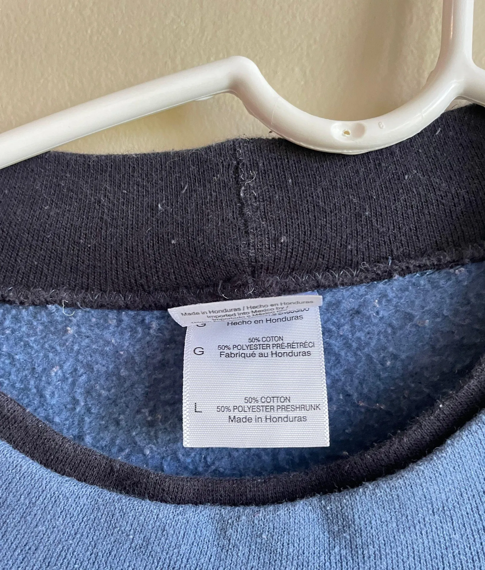 Vintage Crewneck Multiple Size L - Image 4