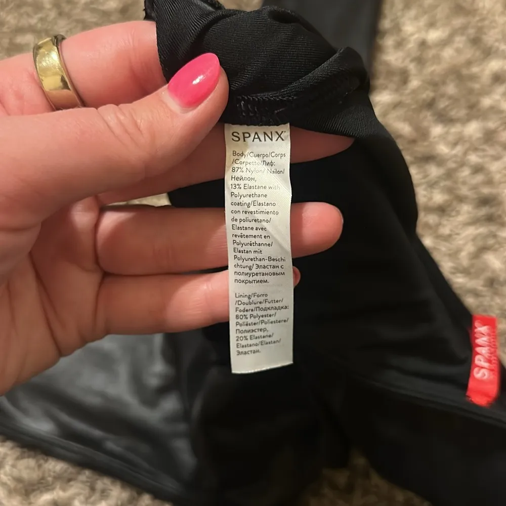 Spanx  Faux Leather Leggings Black Small - Image 8