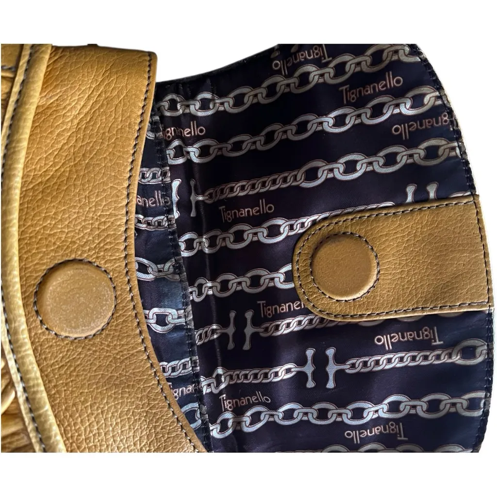 Tignanello Mustard Leather Crossbody Handbag. Yellow - Image 9