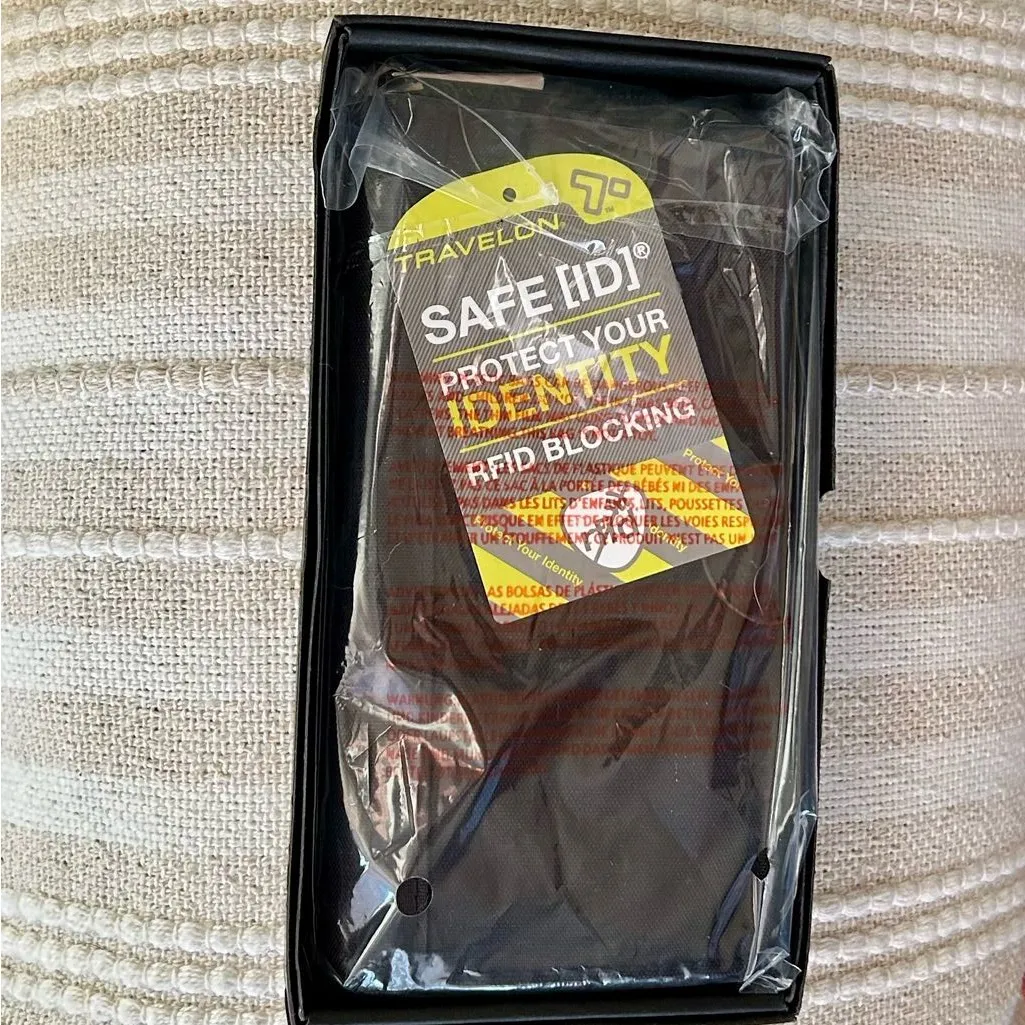 New In Box Travelon Safe ID Black Canvas RFID Blocking Pouch Wallet/Wristlet - Image 3
