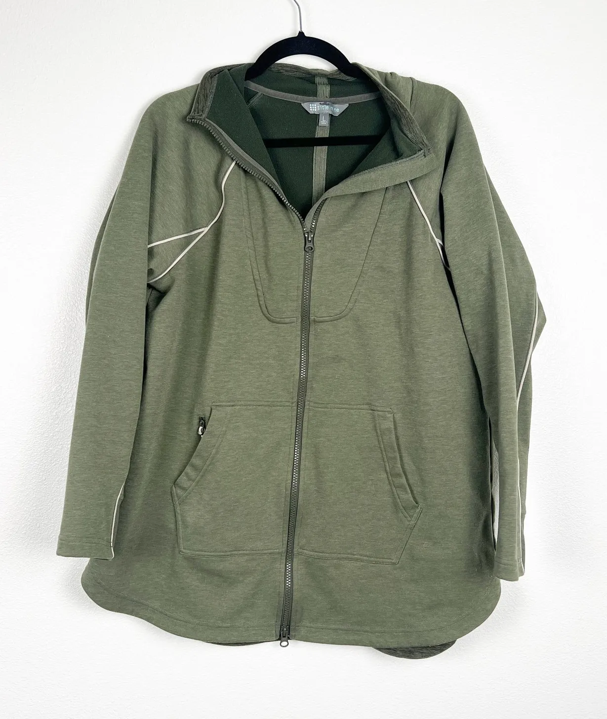 Title Nine Women's Full Zip Sweatshirt Green Sz L - Image 1