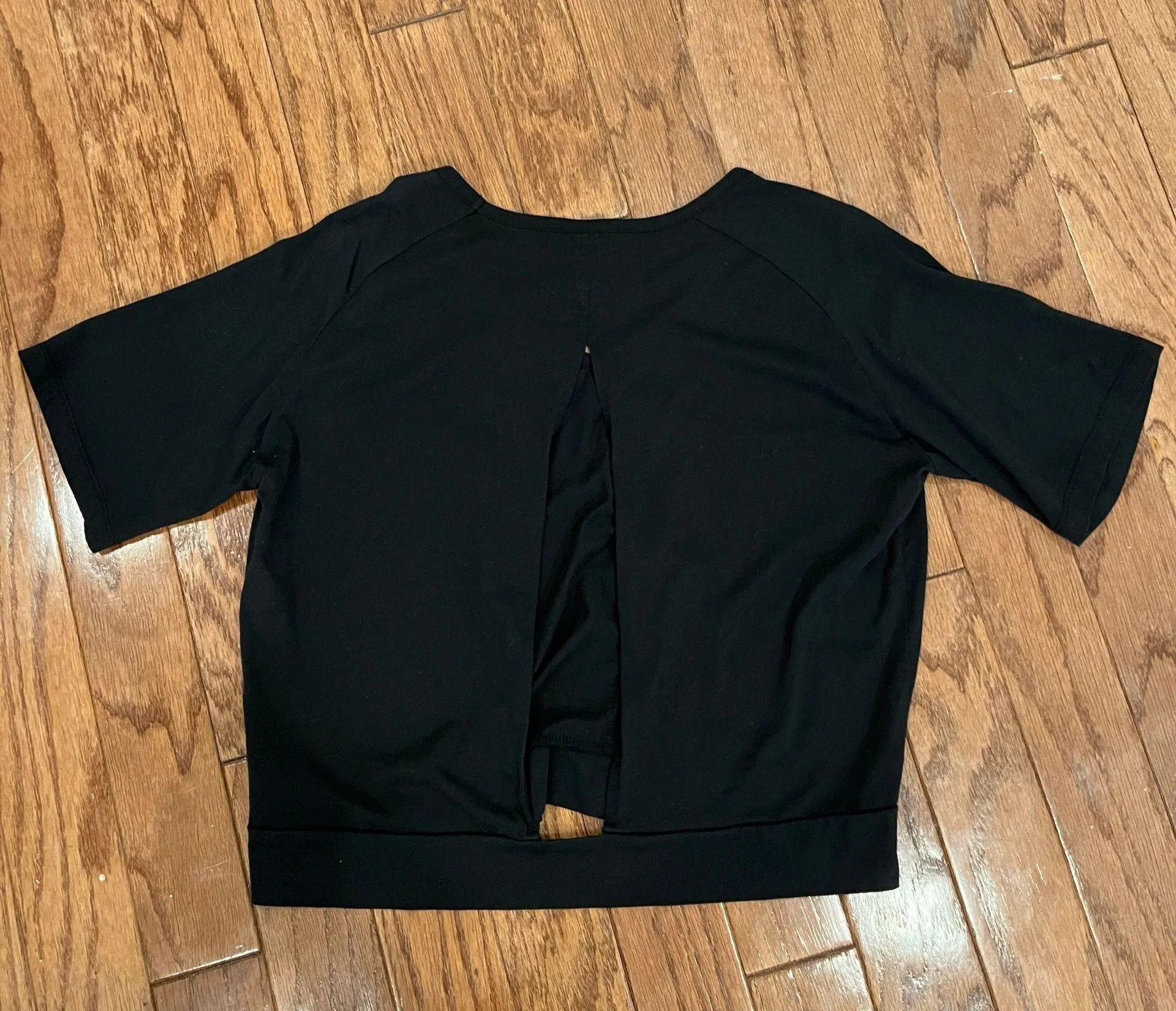 Varley  Crop Top - Image 3