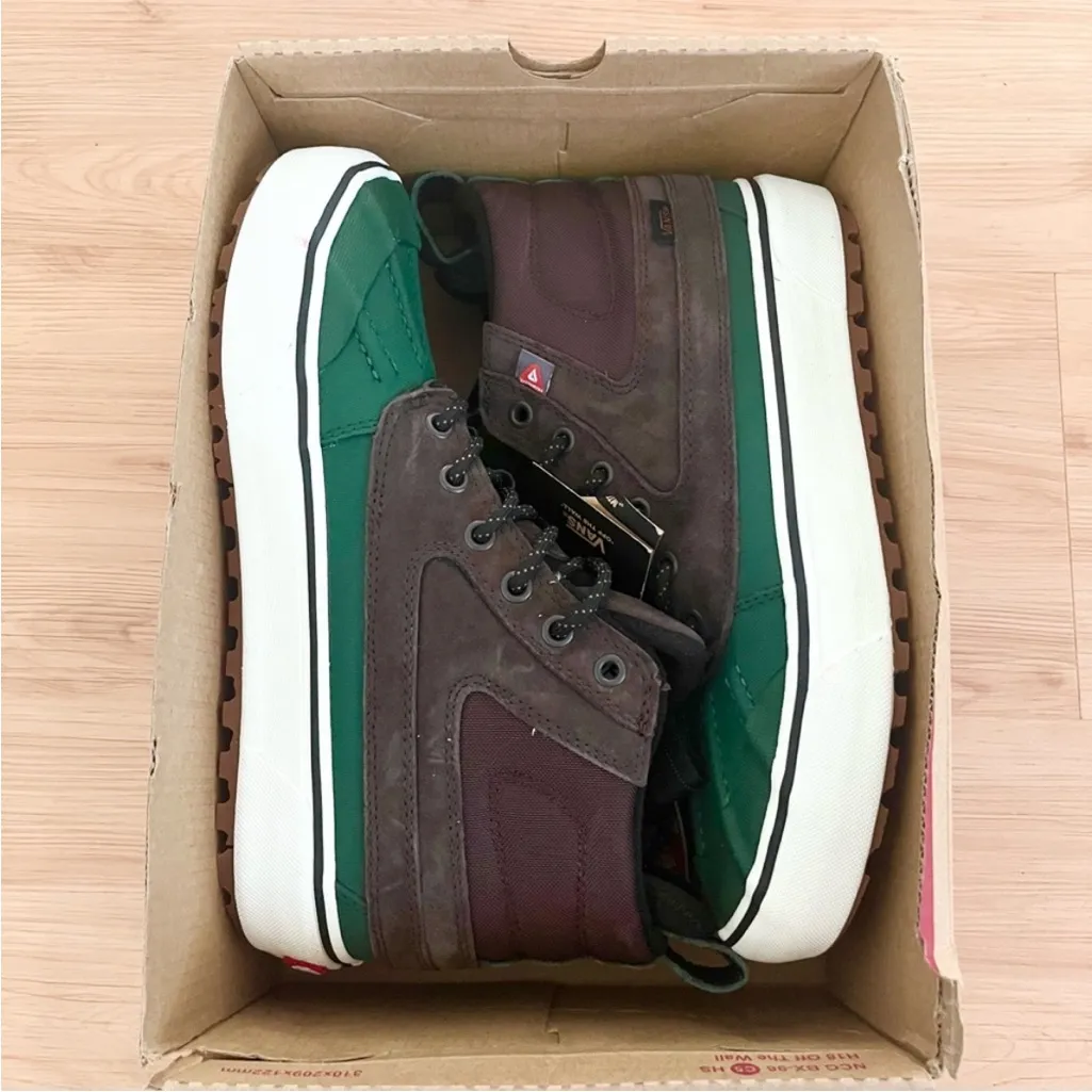 Vans unisex Sk8-Hi Del Pato MTE-2
Women 9.0 US - Image 9