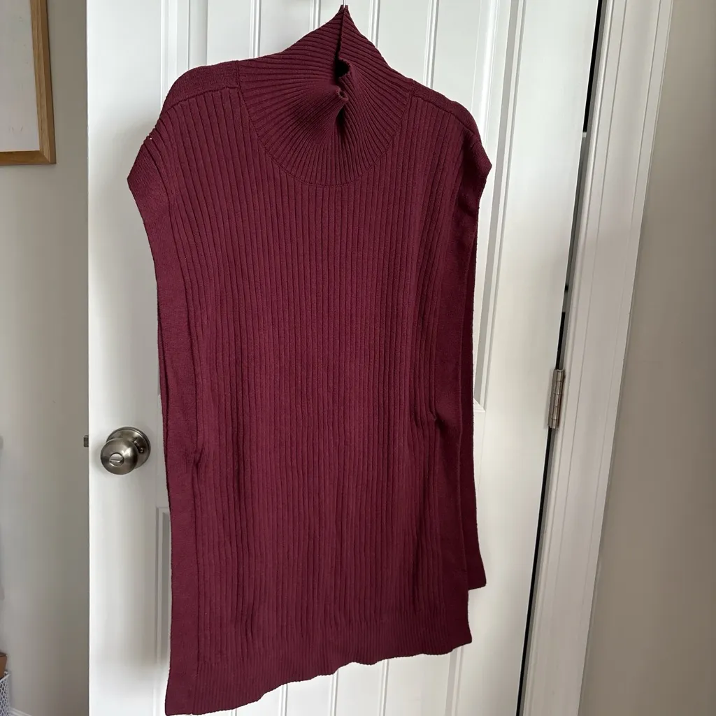 Banana Republic  Maroon Ribbed Turtleneck Poncho - Image 4