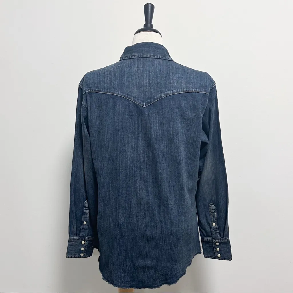 Wrangler Medium Wash Denim Snap Button Up Western Point Yokes Shirt Medium New - Image 5