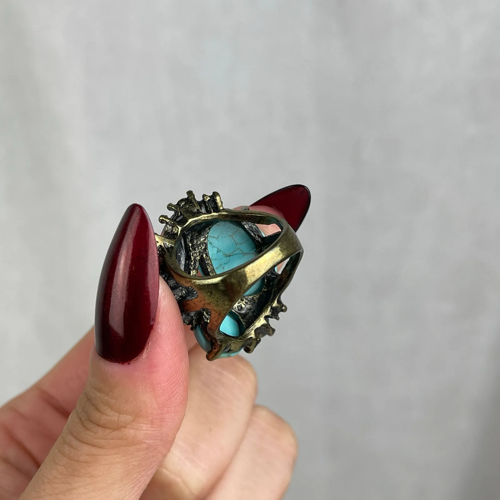 VTG Y2K Urban Outfitters Turquoise Howlite Rhinestone Statement Ring Gold 6-6.5 - Image 15