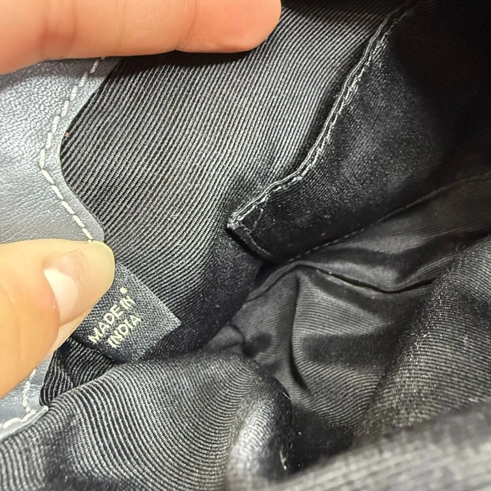 y2k COACH Gray Signature Canvas Mini Purse / Wristlet - Image 9