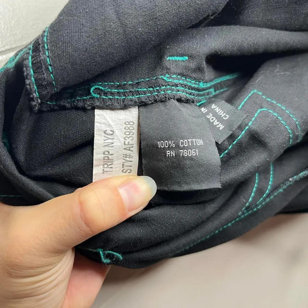 Tripp NYC Black and Green Cargo Pants Baggy with Chains ( Size 3 ) 30" Waist - Image 4