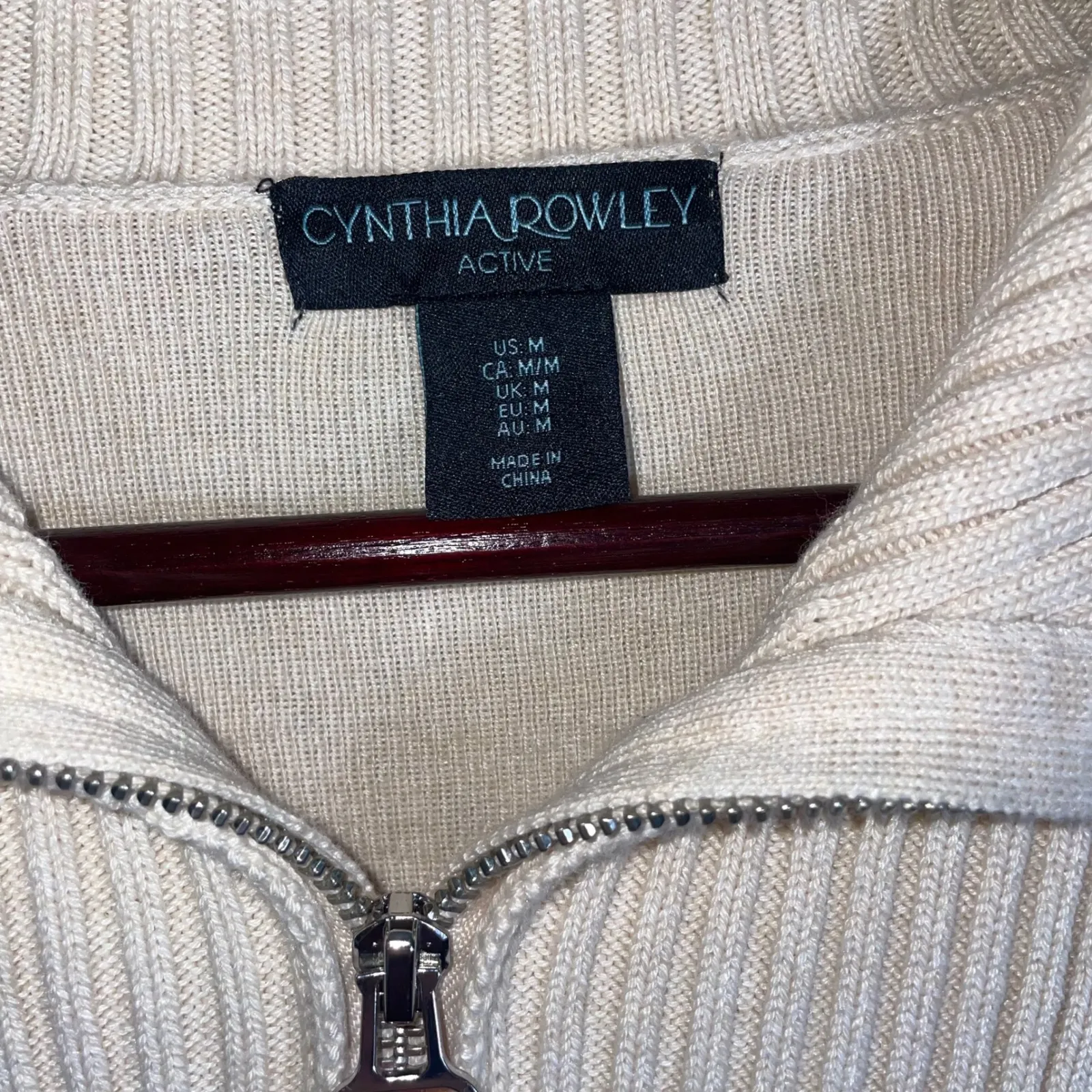 Cynthia Rowley Active‎ Women's Sweater Medium Beige Half Zip Pullover Pink Trim - Image 3