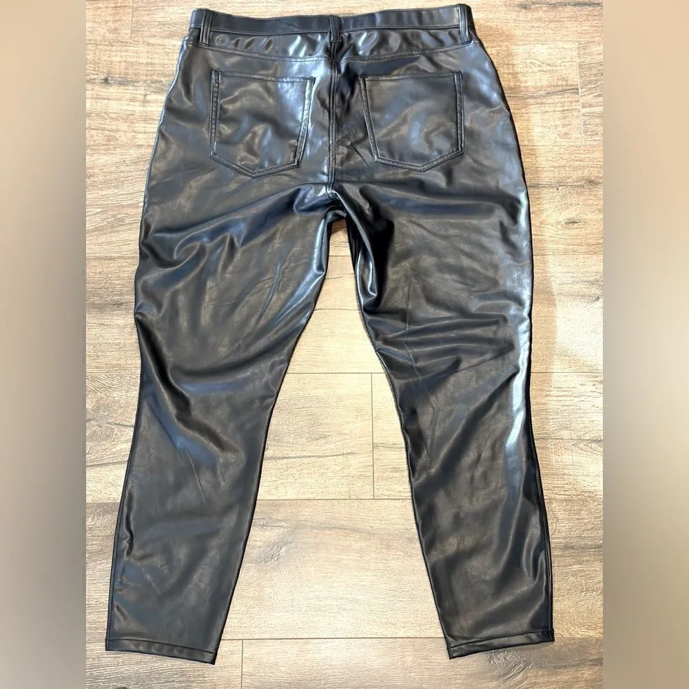 A & F Curve Love Vegan Leather Skinny Pant - Image 14