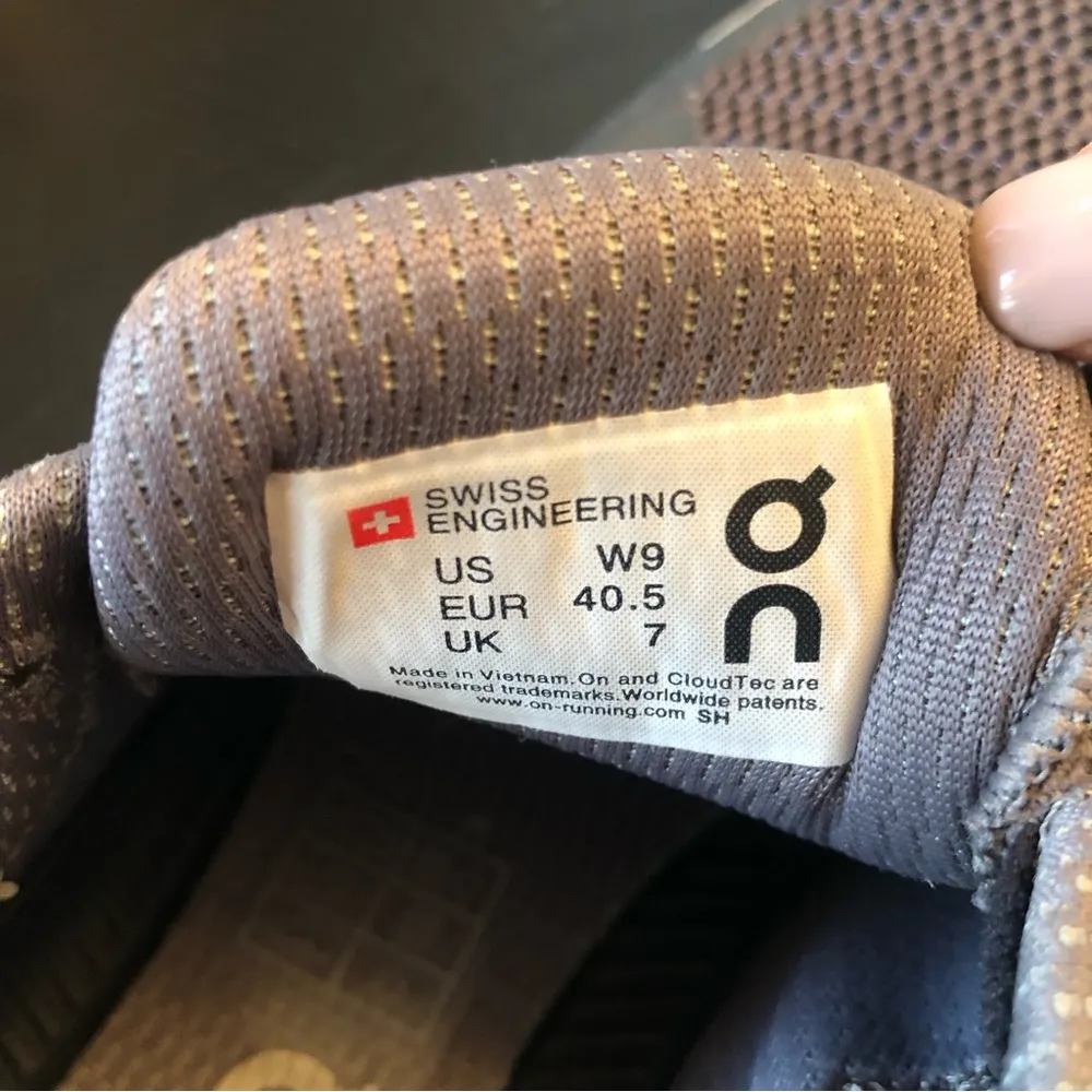 Women’s On Cloud Running Sneakers Athletic Shoes Black Grey White EU 40.5 US 9 - Image 11