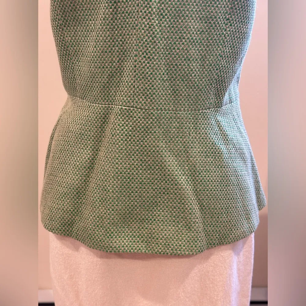 Banana Republic NWT Green Cream Tiny Checkered Sleeveless Peplum Tank.Sz 10. - Image 5
