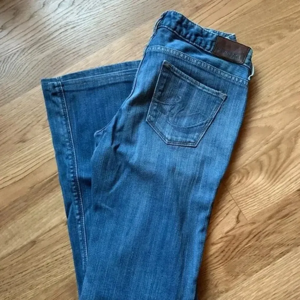 Stella Boot Leg Blue Jeans - Image 3