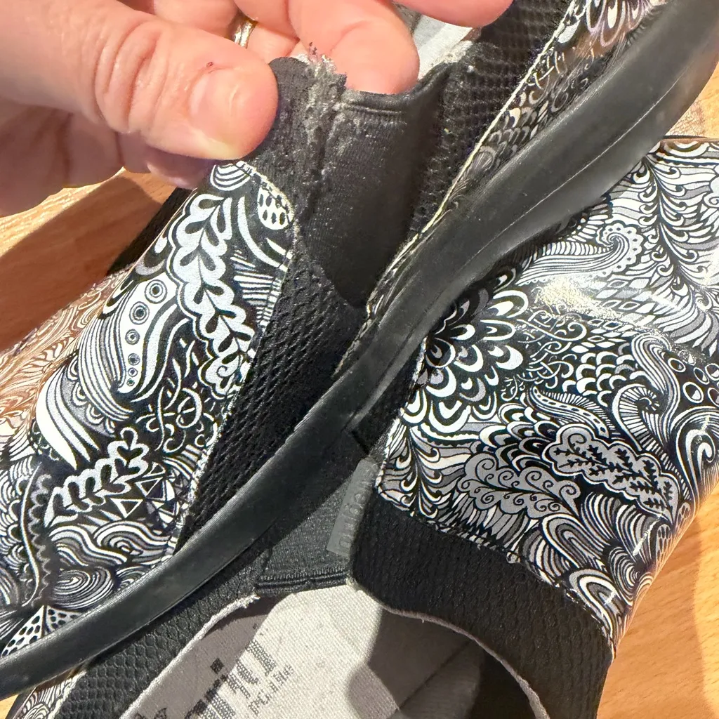 Alegria  Black and Gray Patterned Mules - Image 4